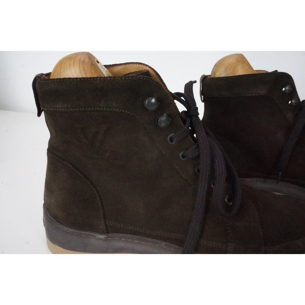 Louis Vuitton Suede Chocolate Brown Embossed Logo Mens Boots Sz 6 MAde in Italy - Picture 4 of 8